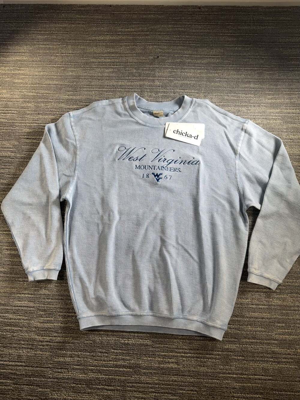chicka-d West Virginia Mountaineers Faded Denim Corded Sweatshirt Size Small